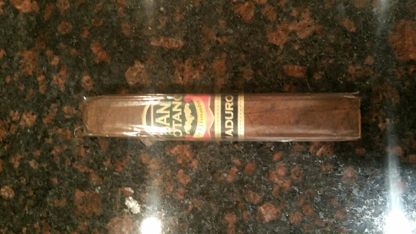 San Lotano Oval Maduro